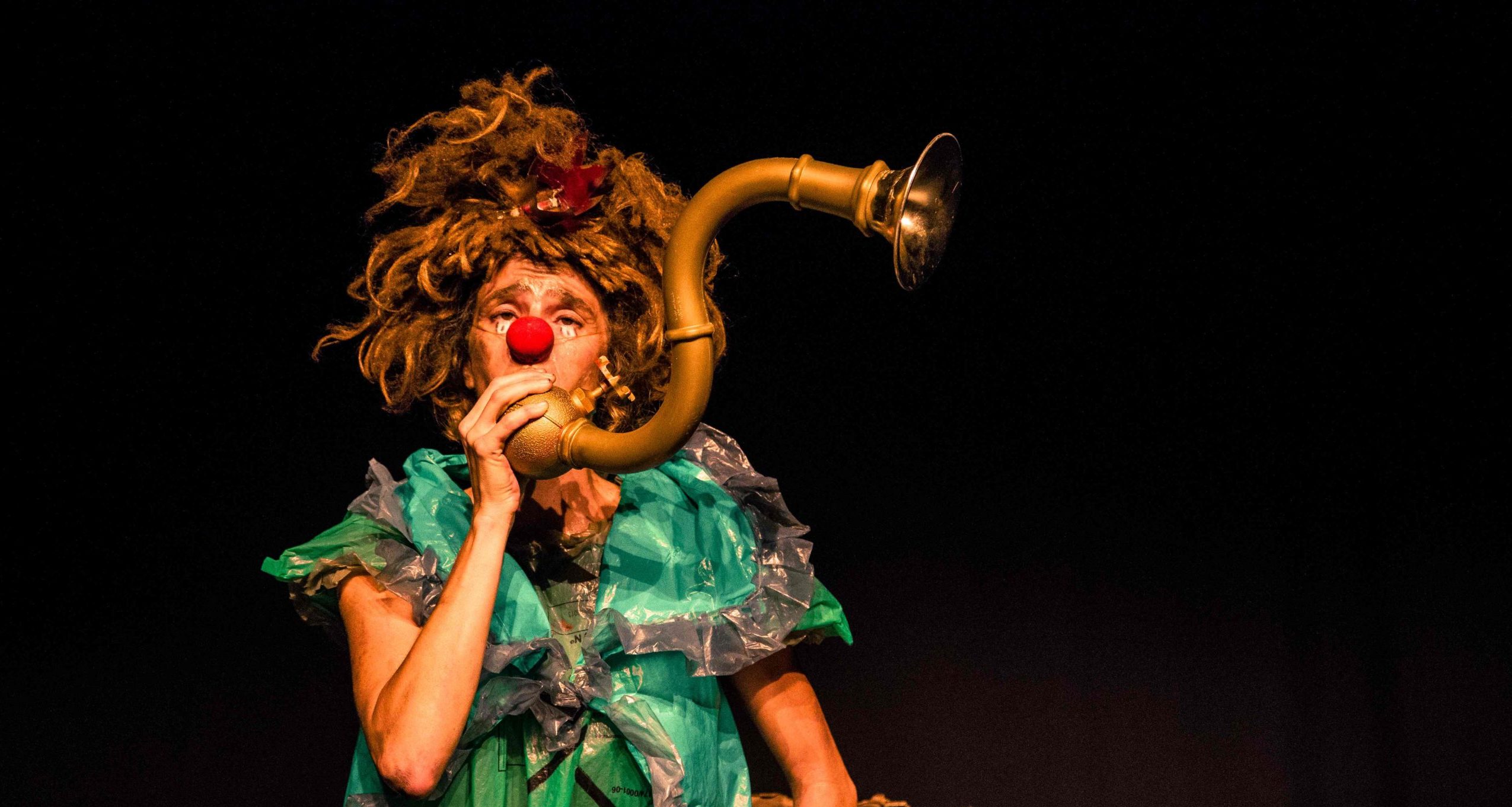 Catadora de Ilusões – Foto de Livia Simardi (10)