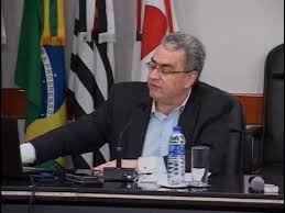 Coluna Digital com o Dr. Carlos Toledo